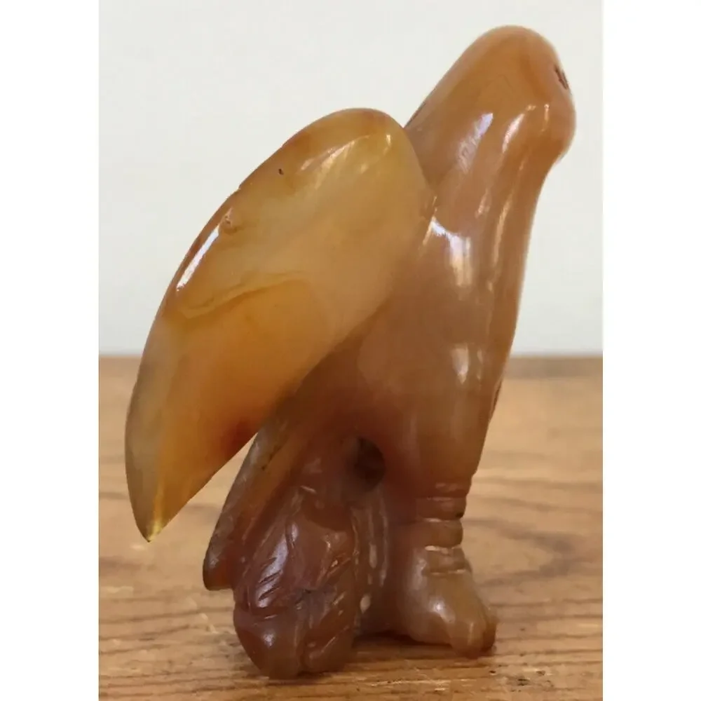 Vintage Agate Polished Marble Quartz Stone Handcarved Eagle Bird Figurine 2.25